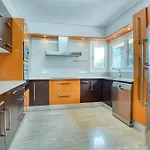 Alizea L' Escala